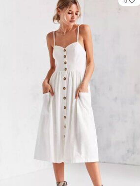 Emilia Cooperative Linen Button-Down Dress